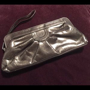 Aldo wristlet,bag nice colour/ style great condition dressy or casual